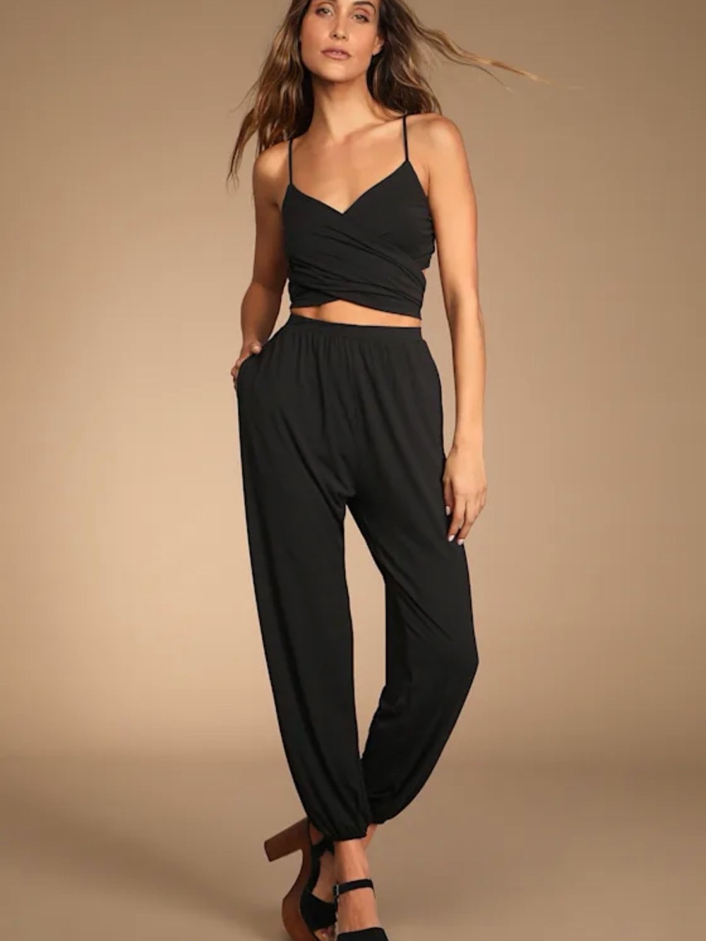 NWT Lulus Black High-Rise Relaxed Jogger Pants with Wrap Crop Top Set Large